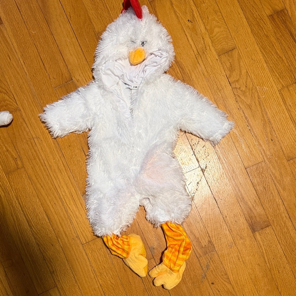 Adorable White Chicken Costume for Babies